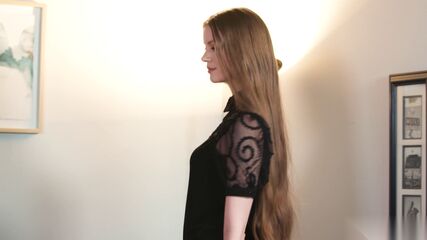 Pussy Review Gets Wet